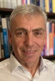 Prof. Oliver Schwarz